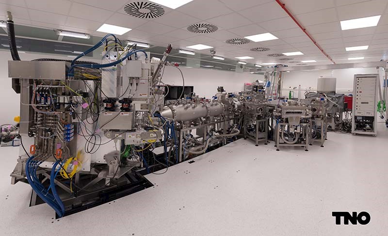 Nieuwe Extreem UV licht faciliteit EBL-2 van TNO ziet 'first light' Nieuwe Extreem UV licht faciliteit EBL-2 van TNO ziet 'first light'